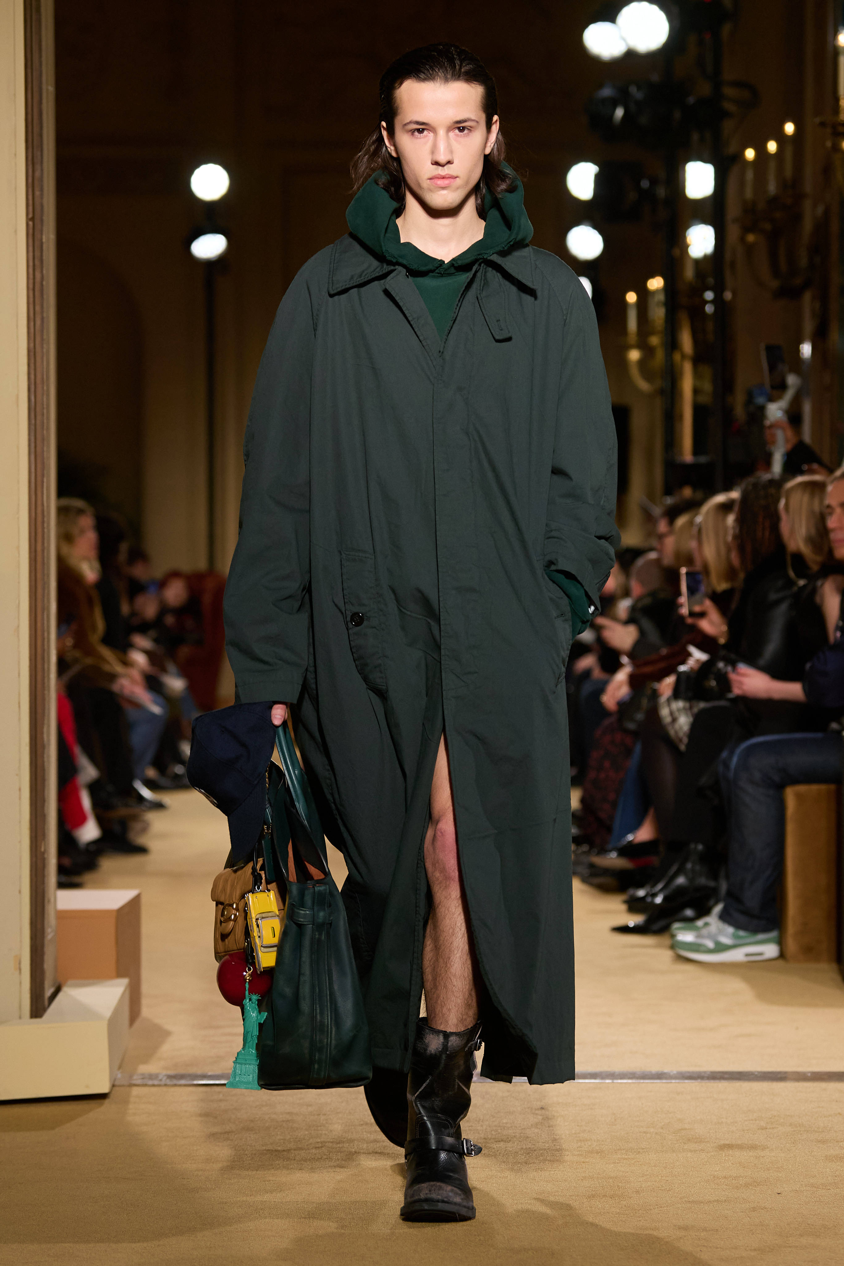 coach发布2024秋季高级服饰系列_vevers_stuart_手袋