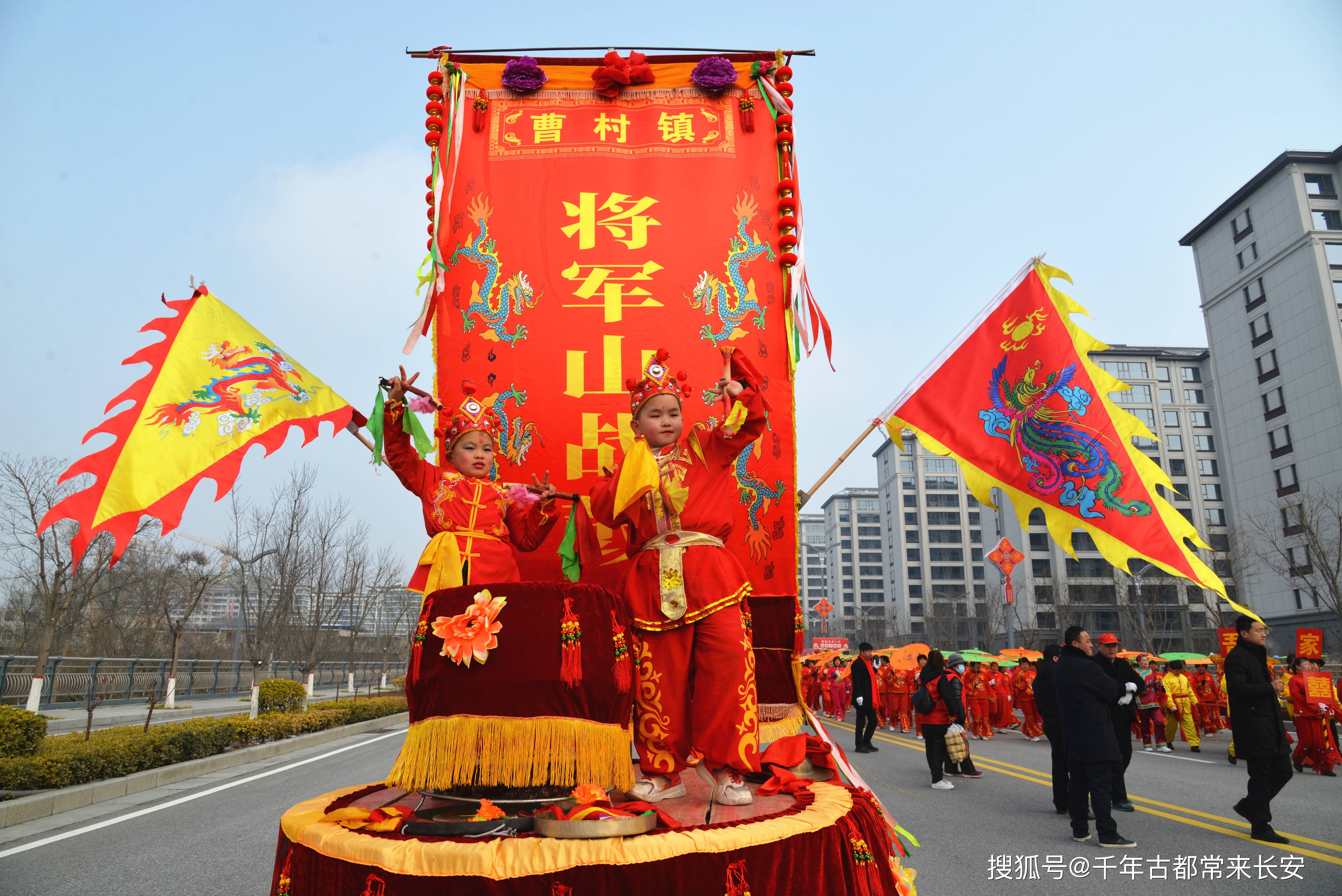 西安摄影师用镜头记录富平社火表演——风调雨顺,五谷丰登,国泰民安都