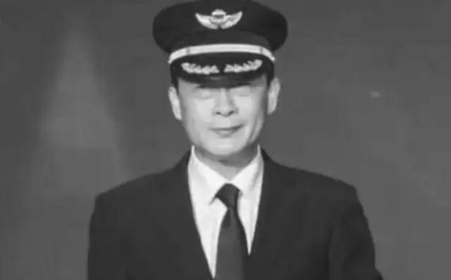 2014年,南航53岁"替补"机长8秒操作,拯救263人_中平_飞机_发动机