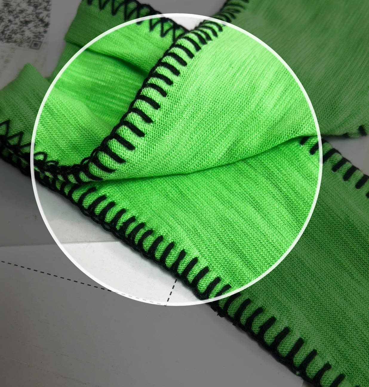 边),让你的衣服看起来就像镶嵌了珍珠一般高贵;有打揽(拉牛筋,司马克