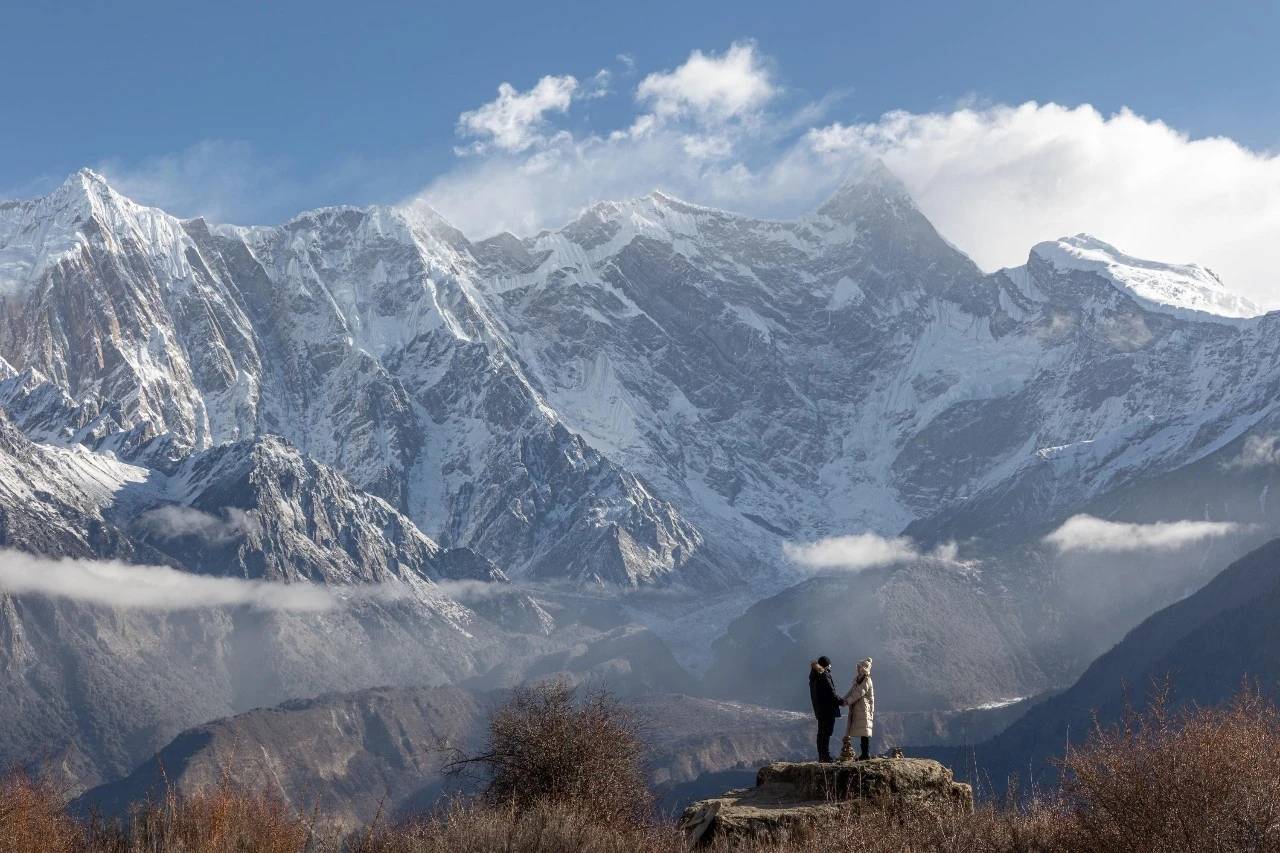 5,珠穆朗玛峰:跟8848纪念碑 珠峰拍照合影4,羊卓雍措:高原蓝宝石,西藏
