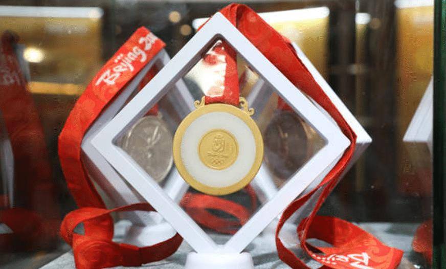北京奥运会"金镶玉":火灾之后带子都没断,真材实料含金量高_奖牌_中国