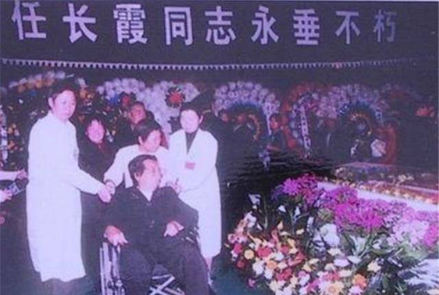 唯一的儿子继承母亲遗志_卫辰尧_工作_公安局