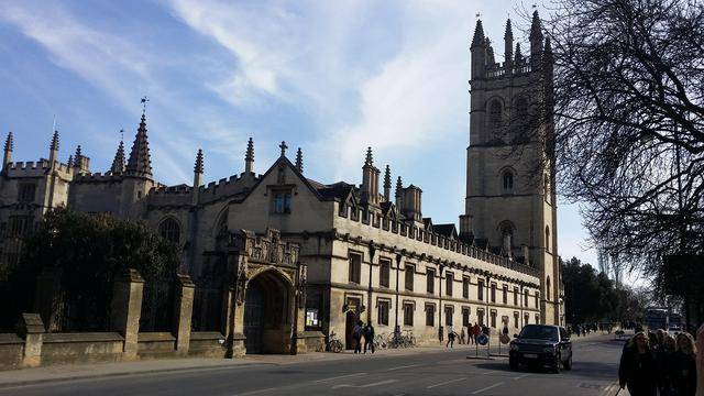 英国牛津大学博士后项目简介_世界_中国_经济