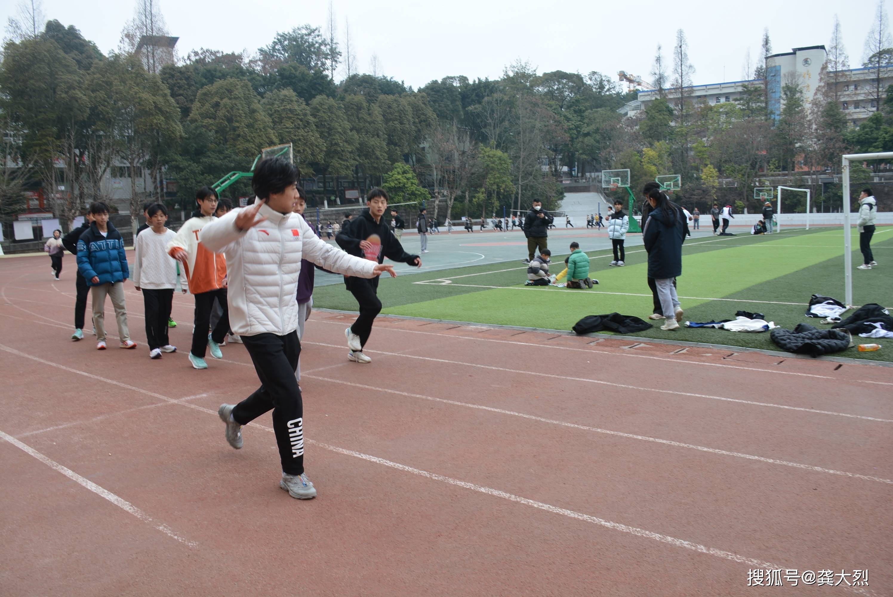 宋祺武资阳中学图片