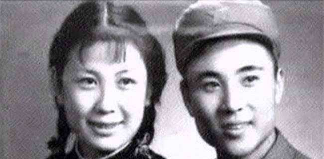 黄梅戏开拓者严凤英:因太美两次被掳,37岁离世丈夫拼死护骨灰_严鸿