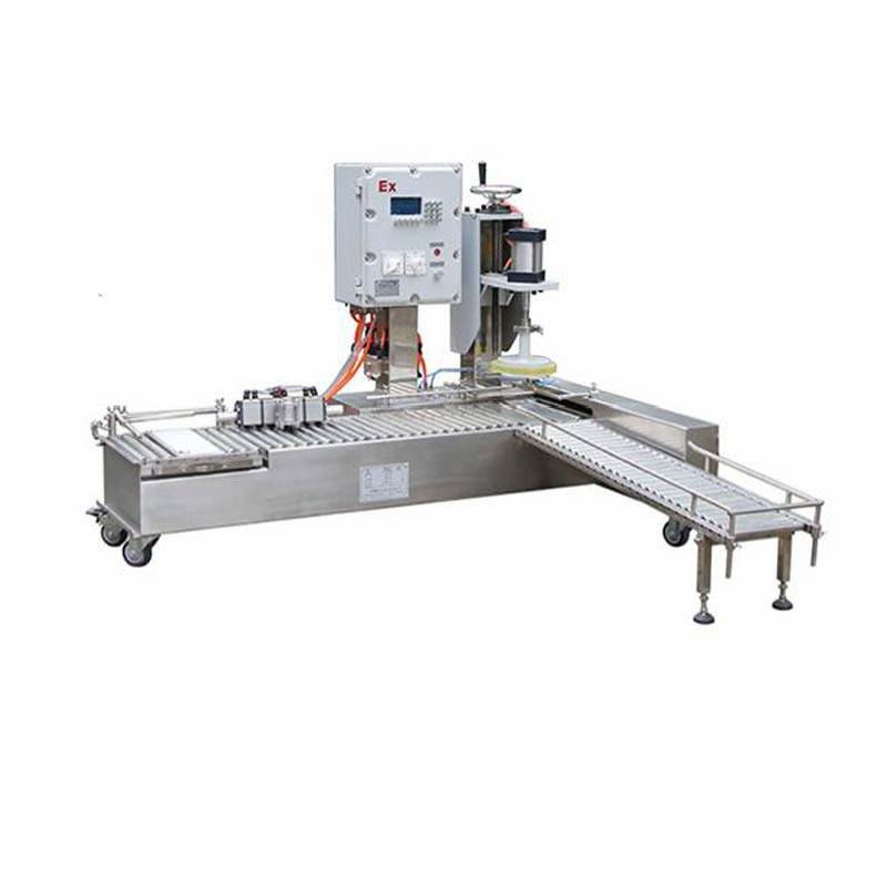 液体肥压盖机,16kg自动控制压盖机_设备_客户_验收