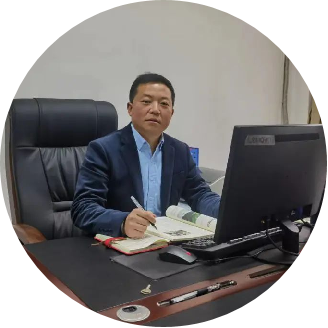 2024开学第一课 | 梁国良:奋楫扬帆逐浪行,勇立潮头谱新篇_教育_的