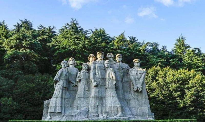 邓中夏牺牲后:妻子获救赴延安,改名纪念丈夫,苦寻两个孩子未果_杨贤怀