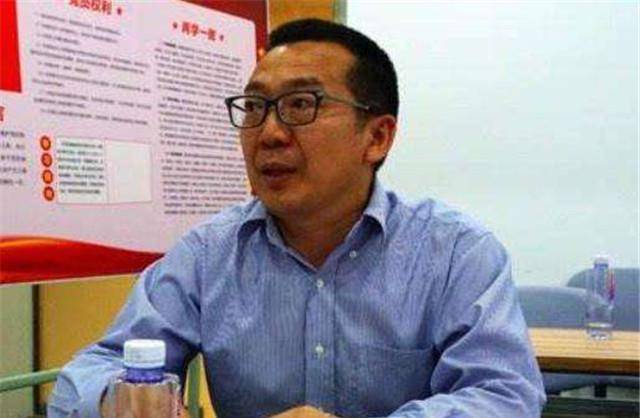 美科技界炸锅:他居然回了中国_潘锦功_玻璃_发电