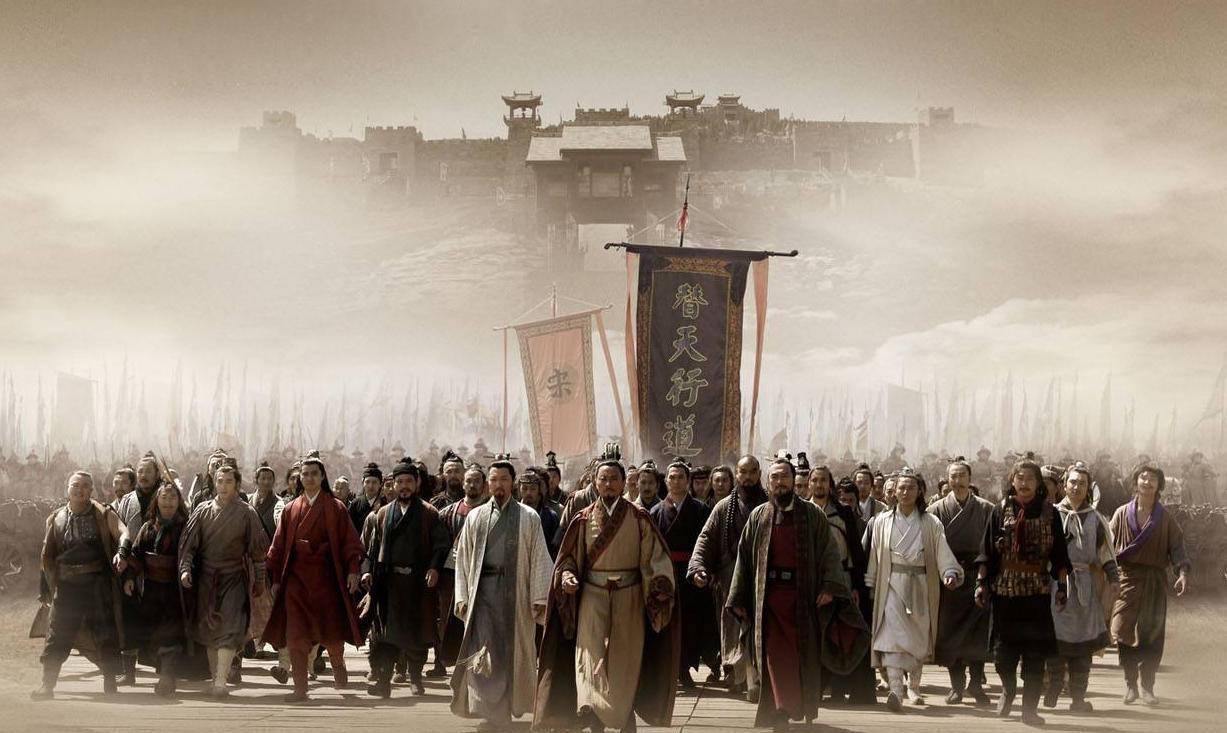 在《水浒传》书籍的后半段大家都知道,宋江带领梁山好汉被招安之后