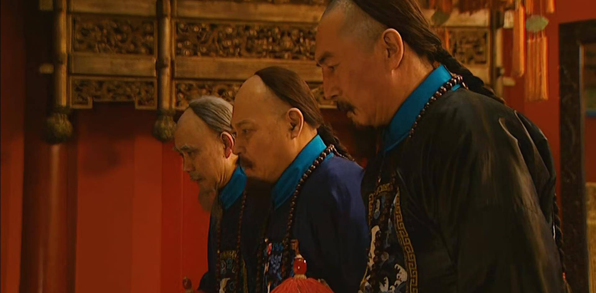 佟国维的意有所指,康熙听的是真真切切,就差来一句你们不妨把话说的