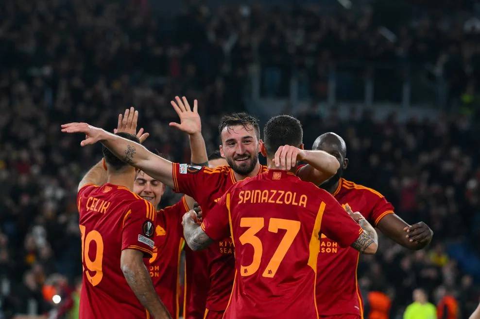 那不勒斯vs都灵卫冕冠军风韵犹存