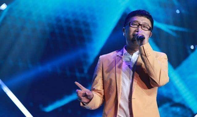 原创靠两只蝴蝶狂赚2000万的庞龙为何突然被雪藏了无音讯