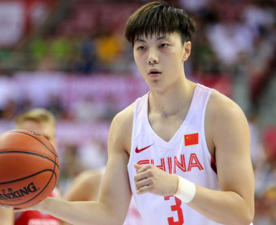 胡明轩拿24分广东男篮主场11994大胜辽宁本钢避免被对手赛季四连杀