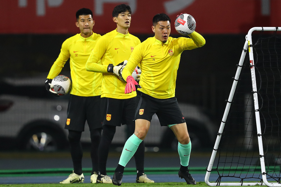 前国脚32岁武磊不适合当国足队长王大雷有霸气更适合