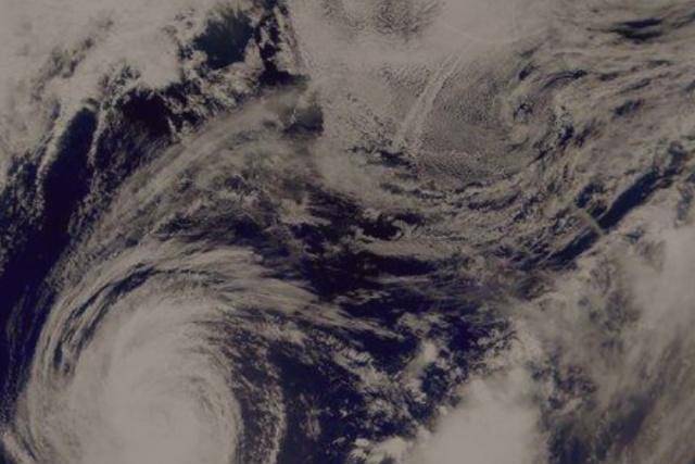 哈尔西台风事件图片