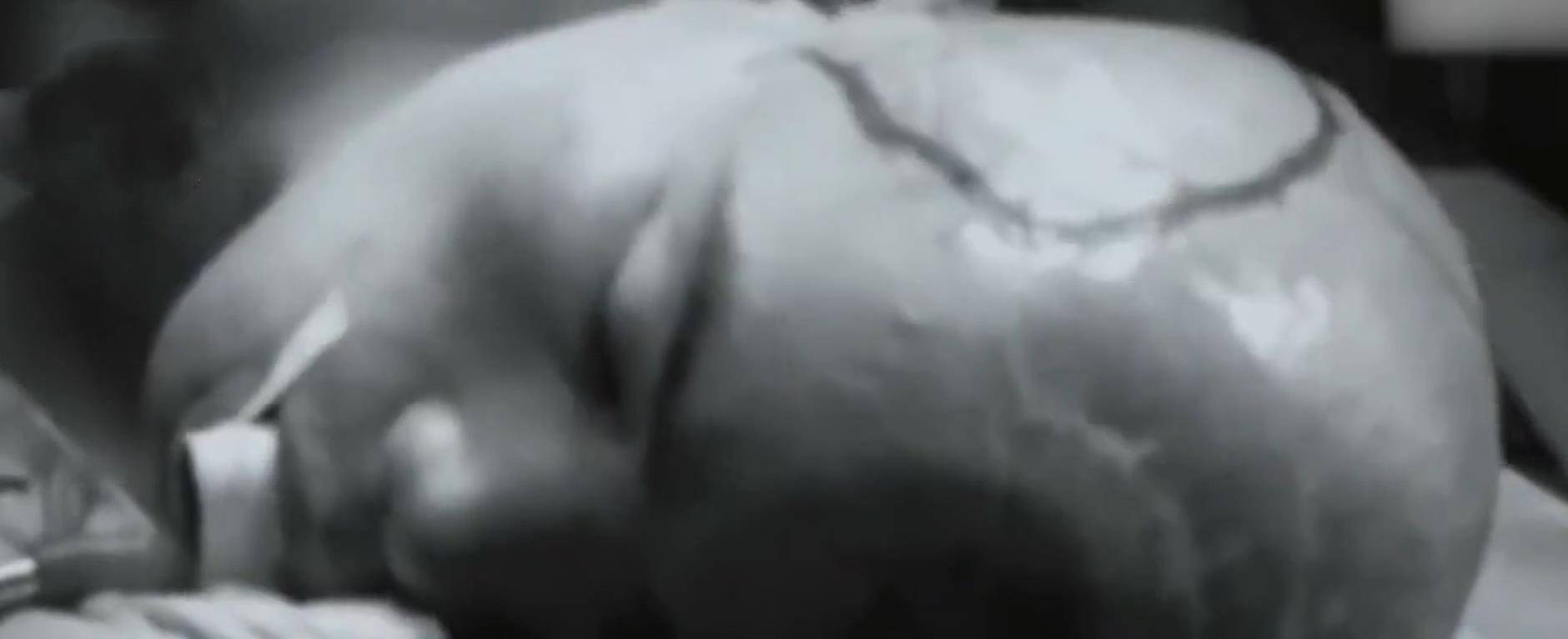 原创1965年八六海战钢铁英雄麦贤得中弹脑浆流出仍坚持战斗3小时