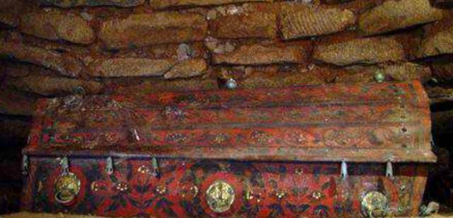 内蒙古挖出契丹公主腹部银光闪烁容貌复原后不忍直视