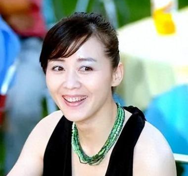 温美玲直播中暗讽李琳,王小利家族的纠葛何时了?_王亮_家庭_言论