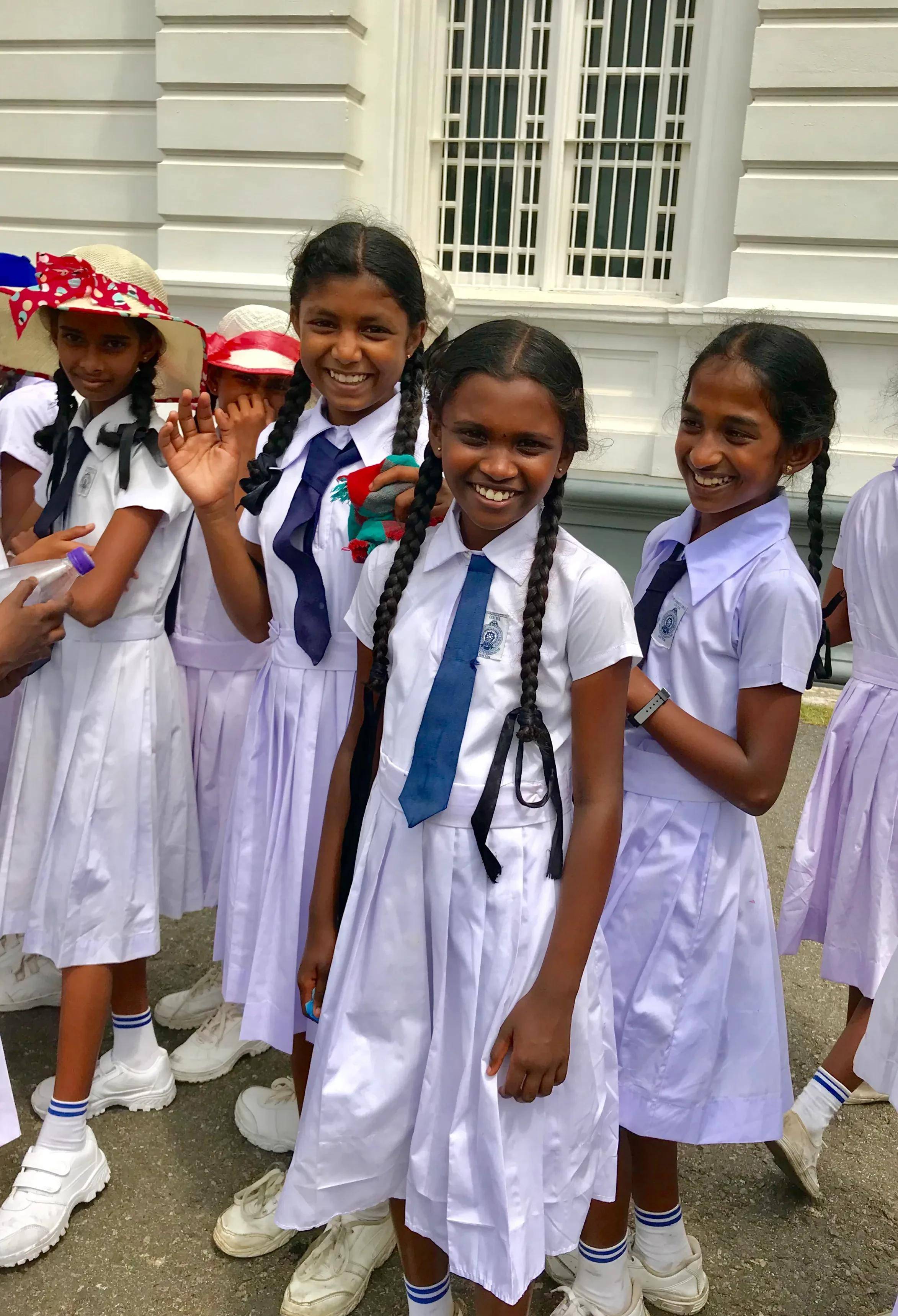 原创近日宣布国家破产的斯里兰卡当年何缘由锡兰改名斯里兰卡