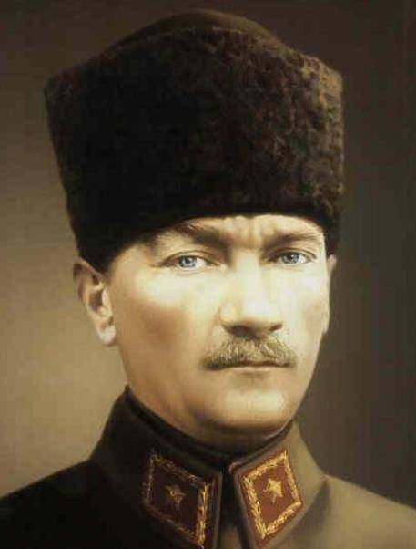 凯末尔,土耳其国父今天的土耳其领土由小亚细亚半岛(97%)和巴尔干半岛