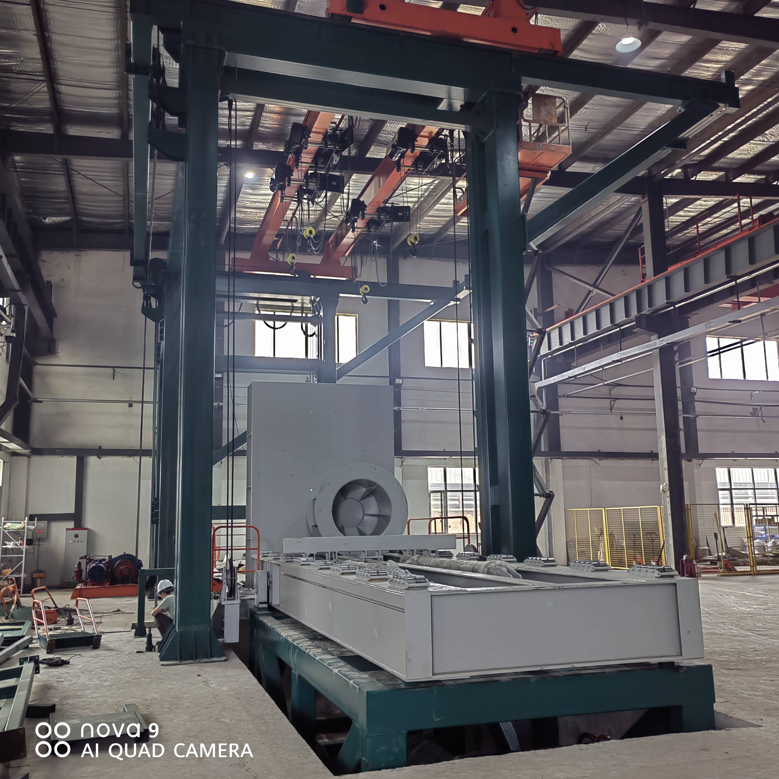 电解制氢装置实现翻转提升一体化