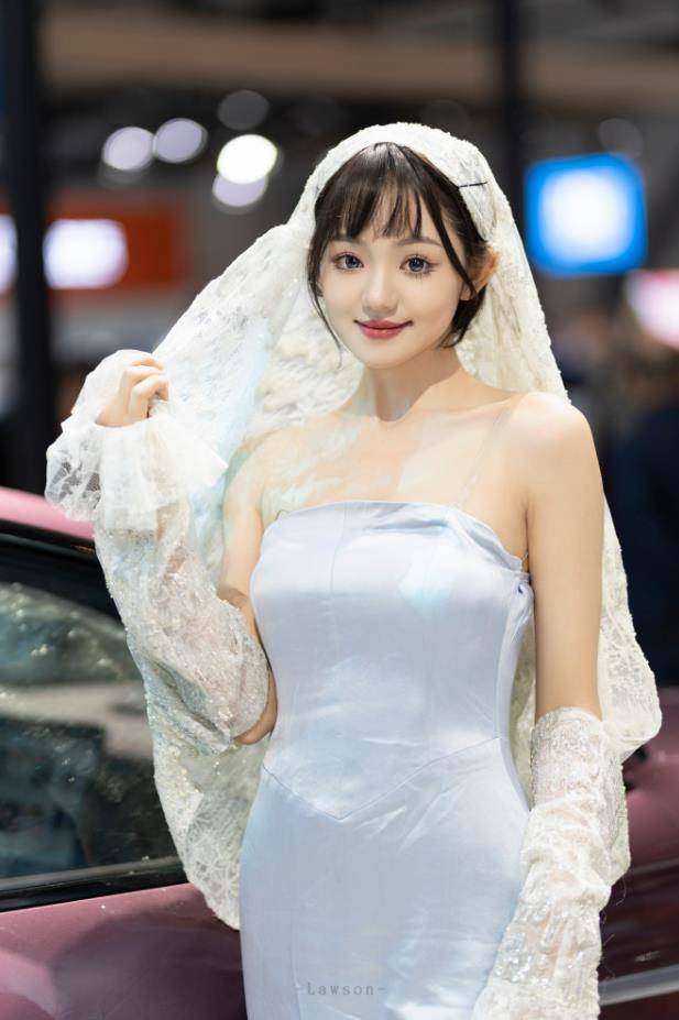 海口国际车展的车模小姐姐们_搜狐汽车_搜狐网