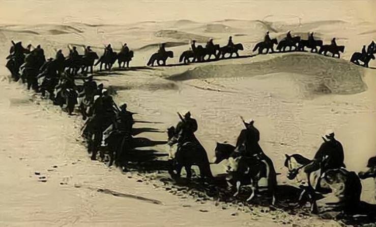 原创乌斯满的最后时刻祈祷时前往大操场放风为防逃跑戴着沉重脚镣