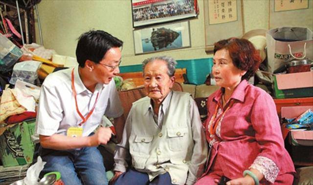 原创国军后人回忆入狱20年父亲特赦后第一次见面喊我同志