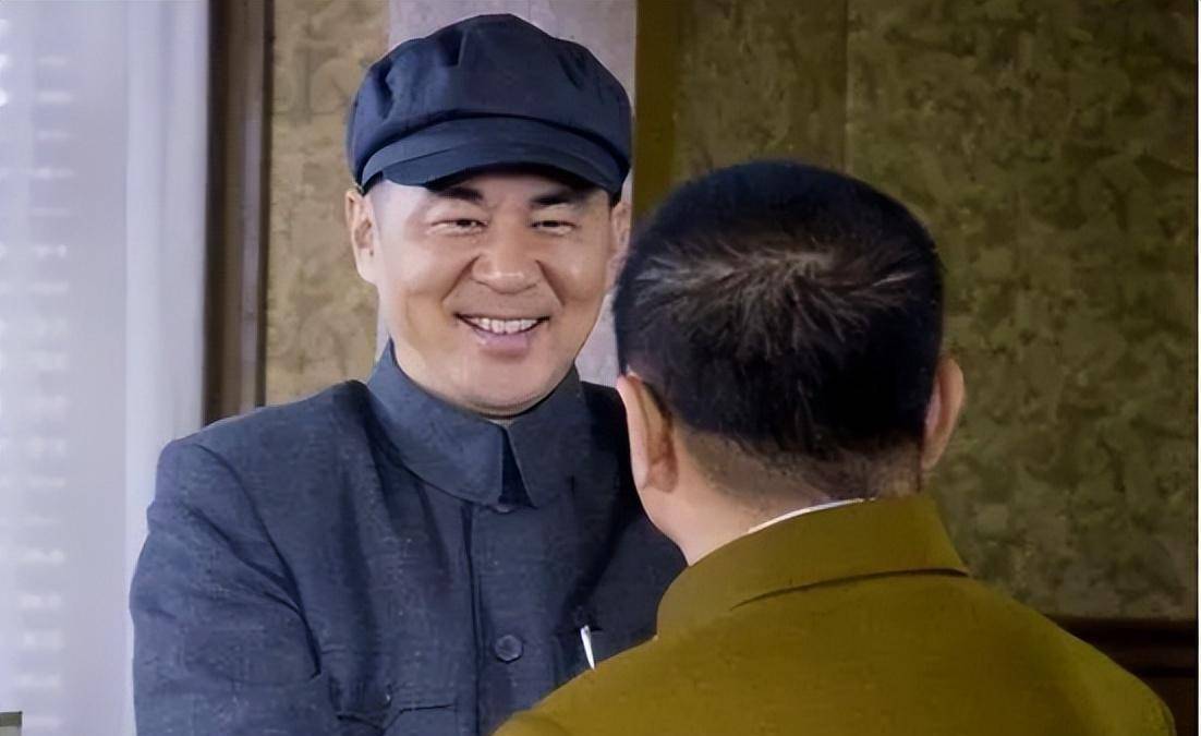 观众对于唐国强,孙维民饰演的角色都觉得很符合,唯独对陈建斌不满意.