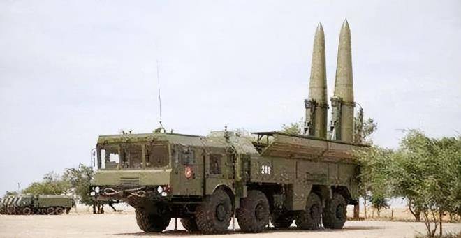 原创92年中国卖给伊朗90枚弹道导弹价值两亿美元美国为啥没敢阻止