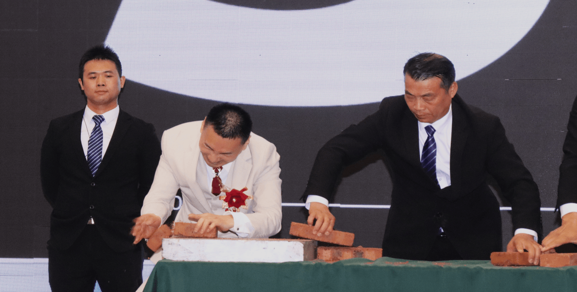 郝仁集团长沙行· 红色之旅走进韶山缅怀伟大领袖_平商_发展_企业