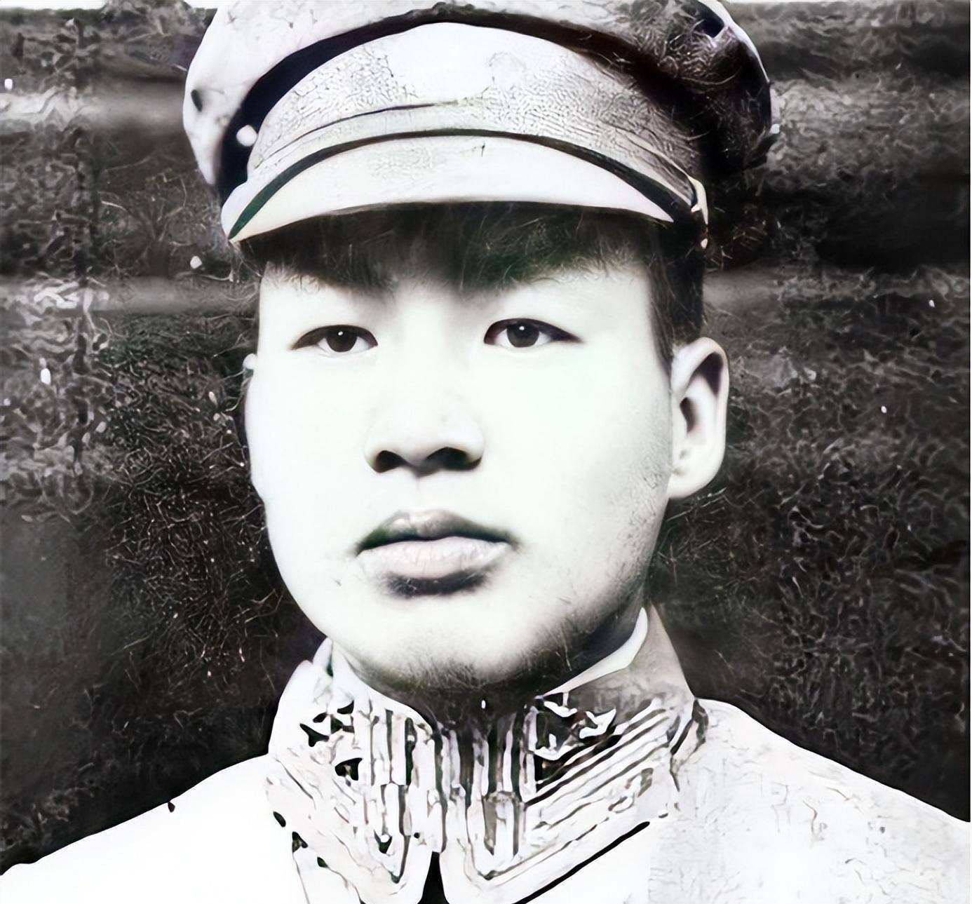 原创58年工人撬开刘文彩墓将其尸骨扔荒野4天后守墓人也随他而去