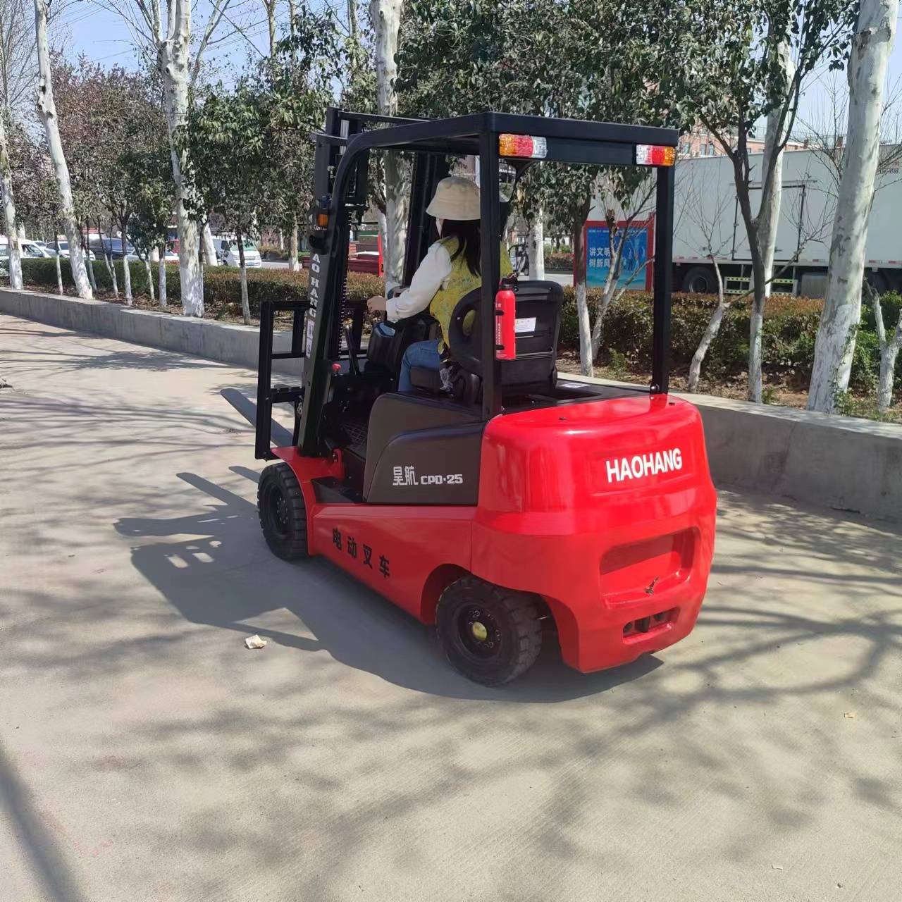 2.5吨锂电叉车价格以及图片展示(昊航叉车)_搜狐汽车_搜狐网