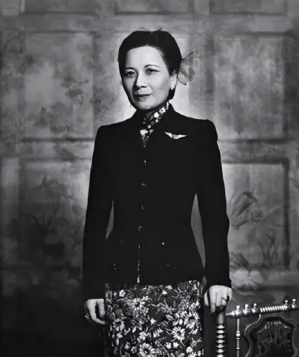 按起义将领对待,苏振华举杯:为你留在大陆干杯_周西_蒋介石_毛光翔