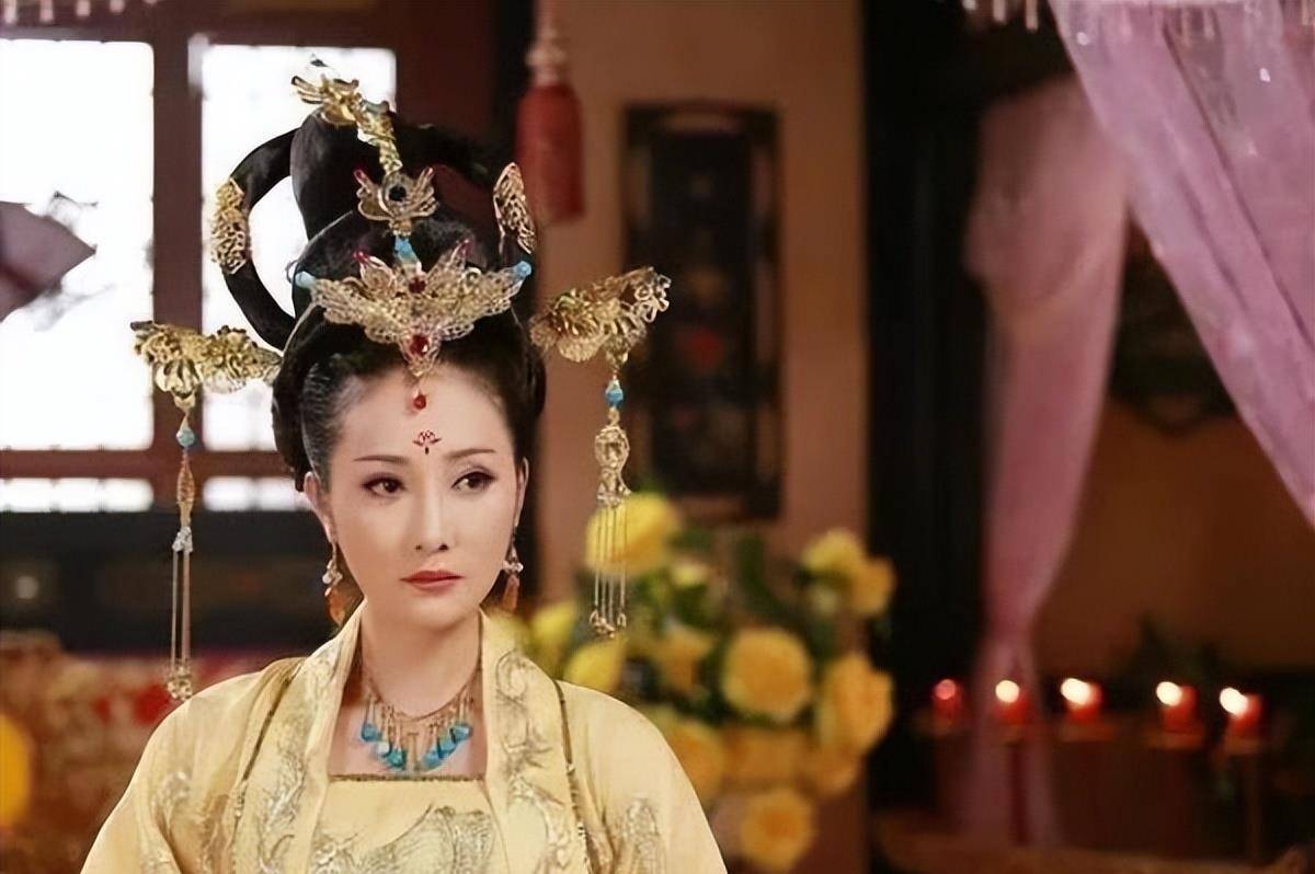 原创武则天为何一定要灭掉薛丁山一族当真相被揭开才知道人心难测