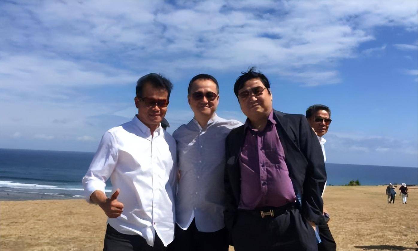 涌金集团有着举足轻重的影响,有人这样来形容他们之间的关系,魏东是一