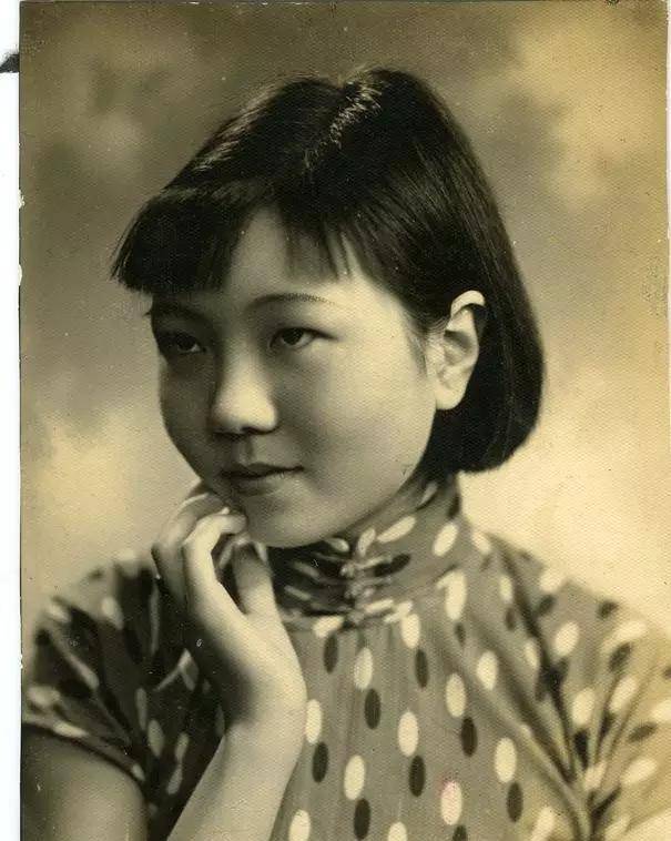 原创杨苡生正逢时100年贵人皆已逝忆起那记耳光至今难忘巴金