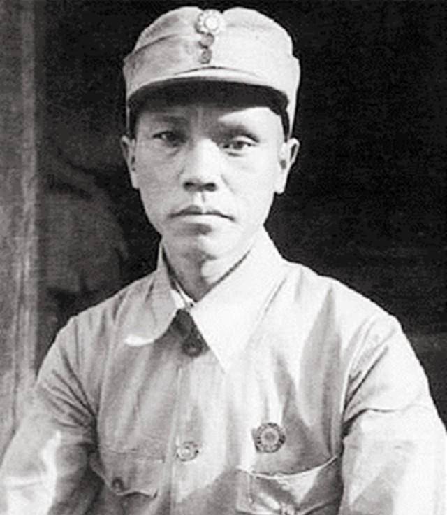 原创原红三军长反围剿时活捉三个敌师长可惜被歹徒用锤子杀害