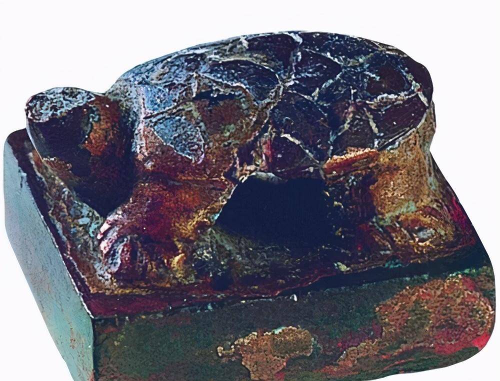 原创马王堆女尸为何2000年不腐墓中出土的道德经才是道家真相