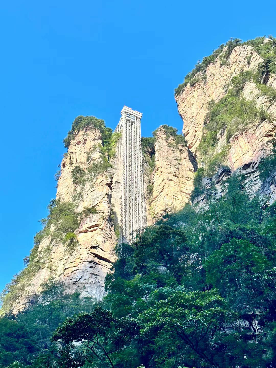 张家界旅游五天四晚预算大概多少钱张家界双飞跟团五日游报价多少