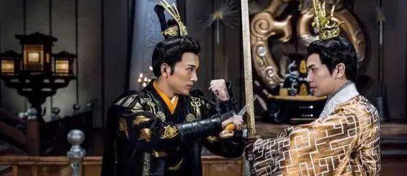 李世民的14个儿子们,四位被送人三位造反,两位被武则天砍光全族_李佑