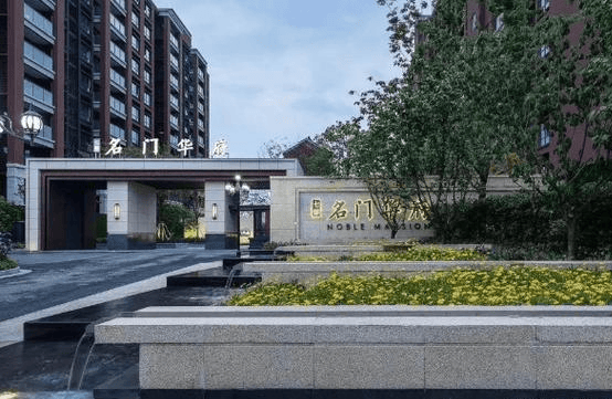 售楼热线:4008709151 78在教育资源方面,名门华府近享七都中学(省级