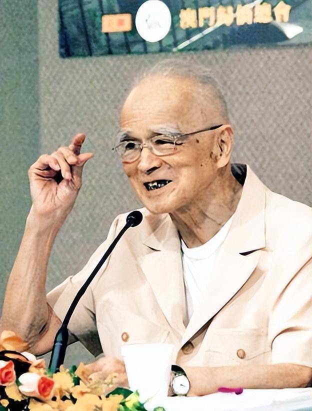 原创原创梁灵光主政厦门18年64岁成为广东省长人民至今没忘活到90