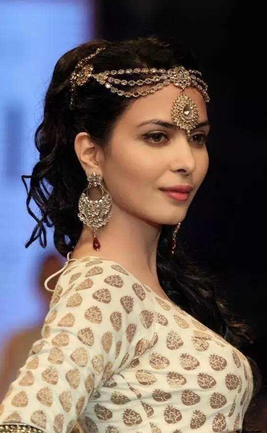 原创带你了解世界最奇葩的国家印度少女会跟牛或者狗结婚