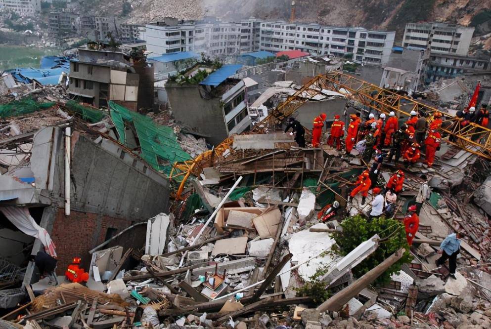 原创原创地震时为救丈夫失去双腿事后丈夫却杳无音信李应霞我不后悔