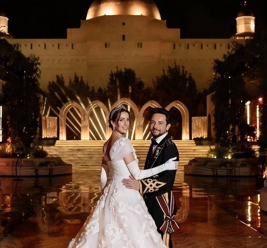 迪拜三王子大婚妻子图片