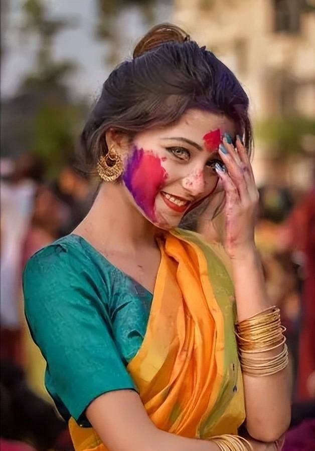 带你了解世界最奇葩的国家"印度",少女会跟牛或者狗结婚_恒河_女人_的