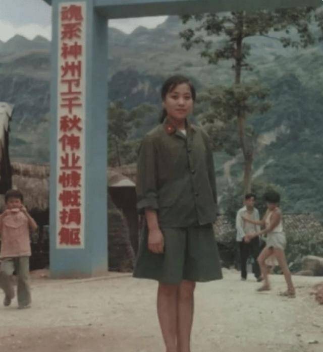 老山战场照死吻医护兵张茹送别18岁小战士她后来怎样了